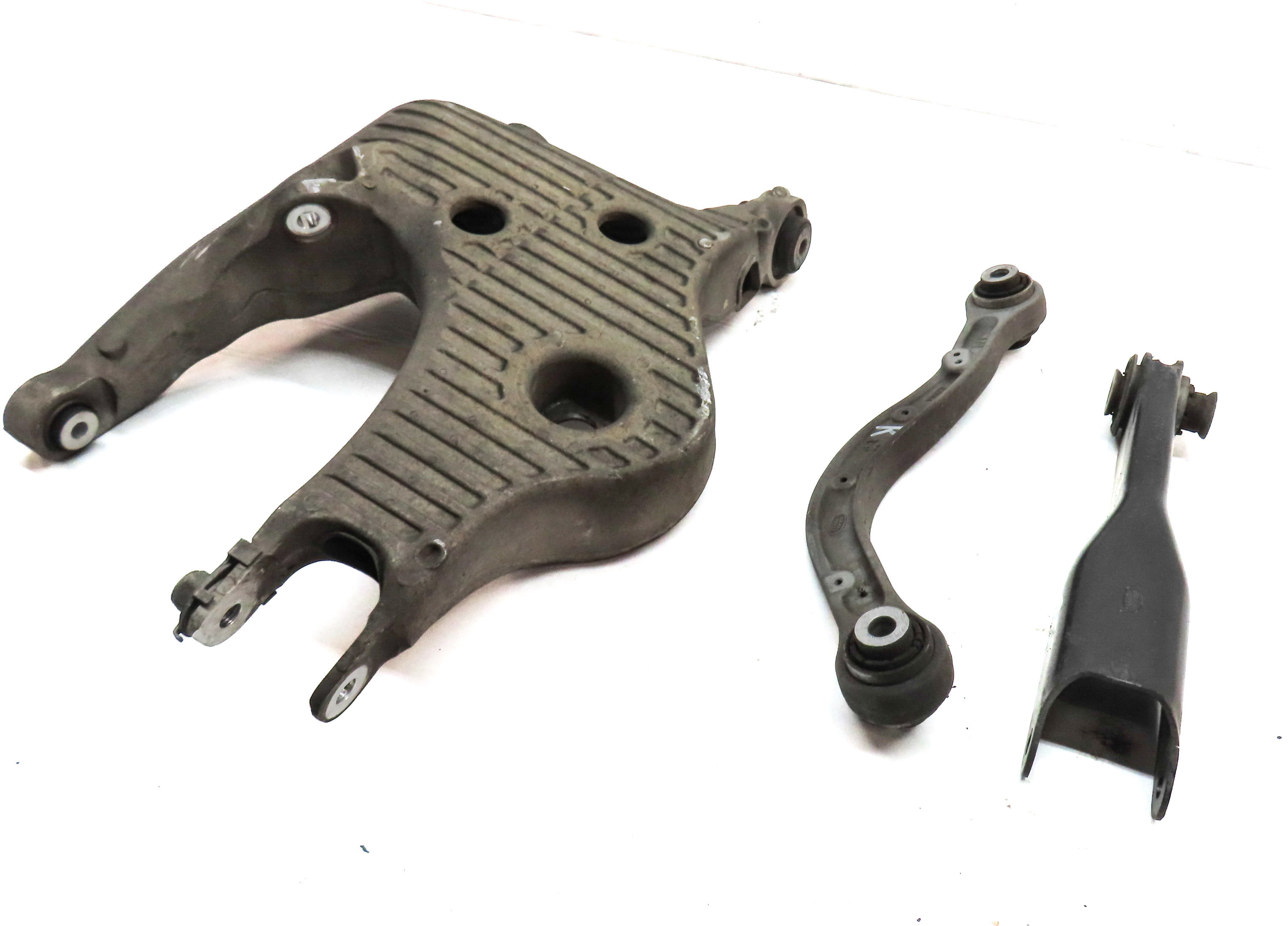 2014-2020 RANGE ROVER SPORT (L494) REAR RIGHT PASSENGER CONTROL ARM SET-3 — exact item pictured